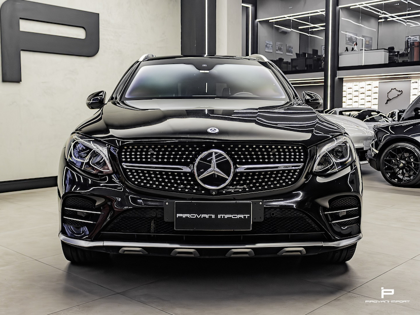 Foto do veículo MERCEDES-BENZ GLC 43 AMG 3.0 V6 GASOLINA 4MATIC 9G-TRONIC 2019 107.000 KM R$ 239.000,00