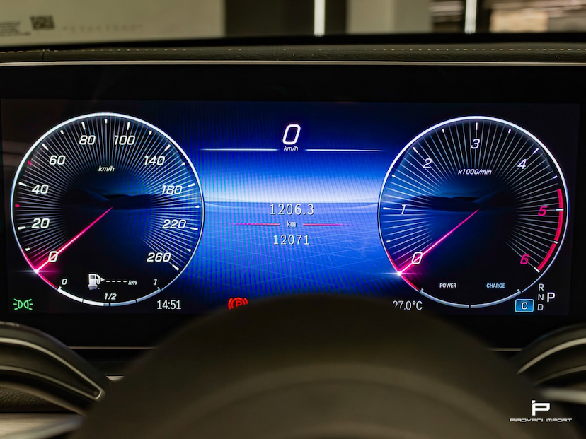 Foto do veículo MERCEDES-BENZ GLE 450D 3.0 I6 MHEV DIESEL 4MATIC 9G-TRONIC 2025 12.000 KM 699.000,00