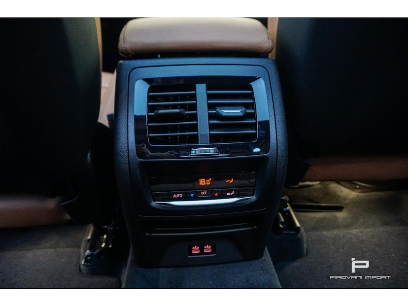 Foto do veículo BMW X3 3.0 TWINPOWER GASOLINA M40I STEPTRONIC 2022 18.000 KM R$ 389.000,00