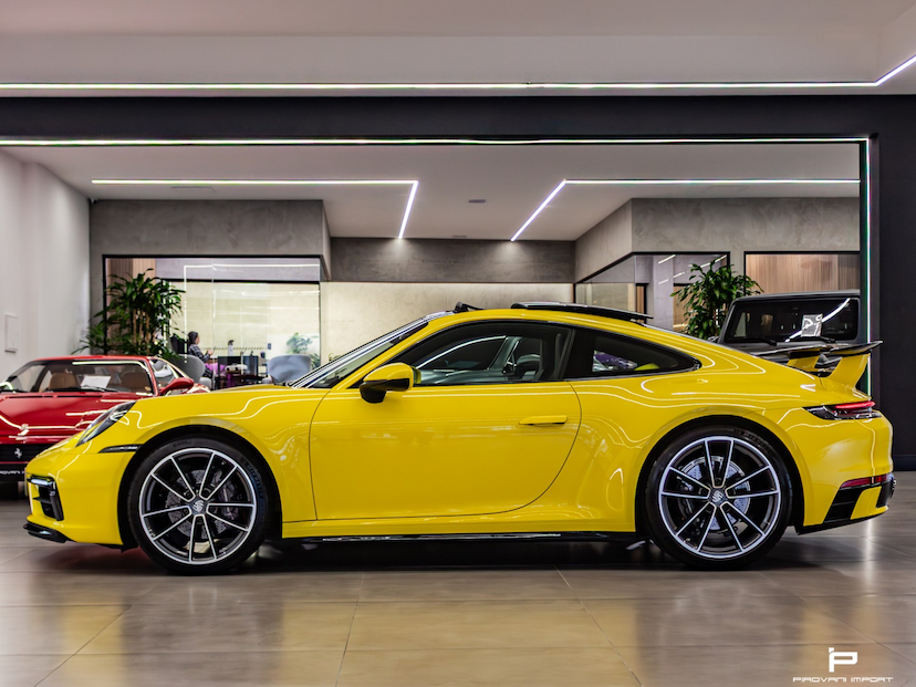 Foto do veículo PORSCHE 911 3.0 24V H6 GASOLINA CARRERA PDK 2021 19.800 KM 789.900,00