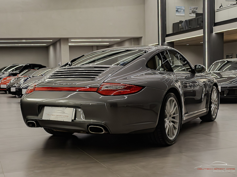 Foto do veículo PORSCHE 911 3.8 CARRERA 4S COUPÉ 6 CILINDROS 24V GASOLINA 2P AUTOMÁTICO 2009 49.932 KM 467.000,00