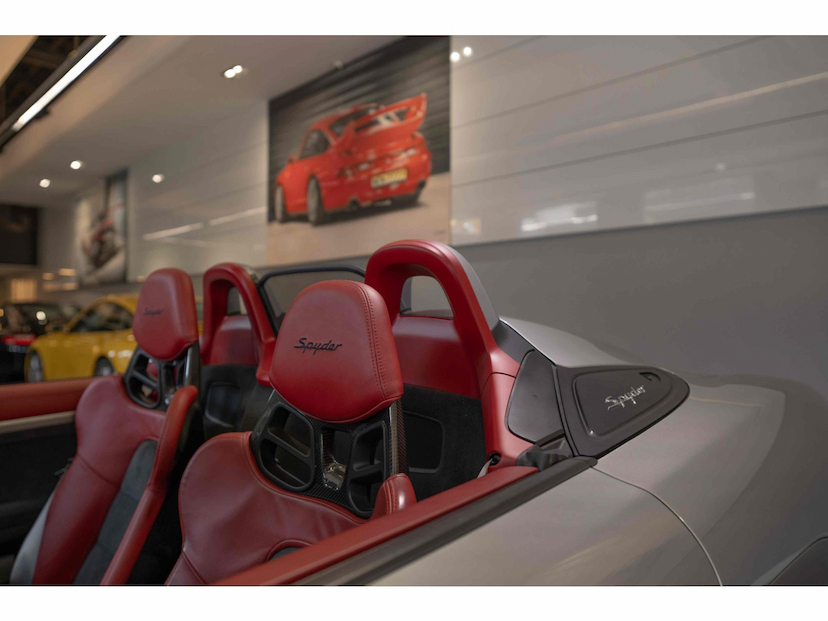 Foto do veículo PORSCHE BOXSTER 3.8 H6 GASOLINA SPYDER 2P MANUAL 2016 1.655 KM 990.000,00