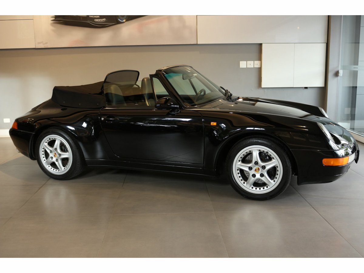 Foto do veículo PORSCHE 911 3.6 CARRERA CABRIOLET 6 CILINDROS 24V GASOLINA 2P MANUAL 1996/1997 60.450 KM R$ 980.000,00