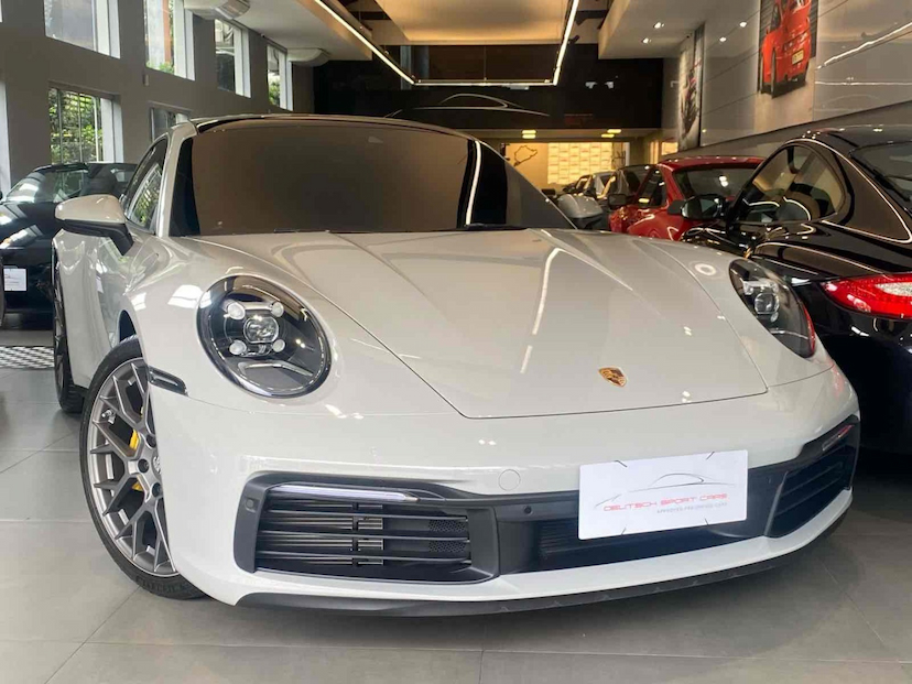 Foto do veículo PORSCHE 911 3.0 24V H6 GASOLINA CARRERA PDK 2024 2.700 KM 897.000,00