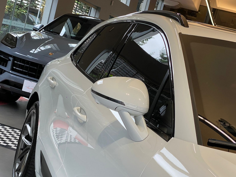 Foto do veículo PORSCHE MACAN 2.9 V6 BITURBO GASOLINA GTS PDK 2023 15.254 KM 688.000,00