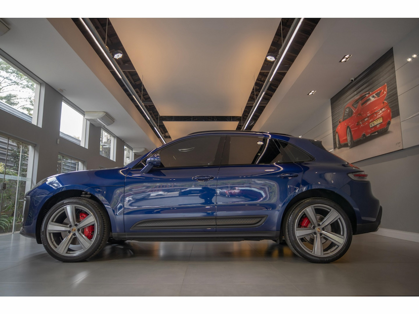 Foto do veículo PORSCHE MACAN 2.9 V6 BITURBO GASOLINA S PDK 2023 13.331 KM 447.000,00