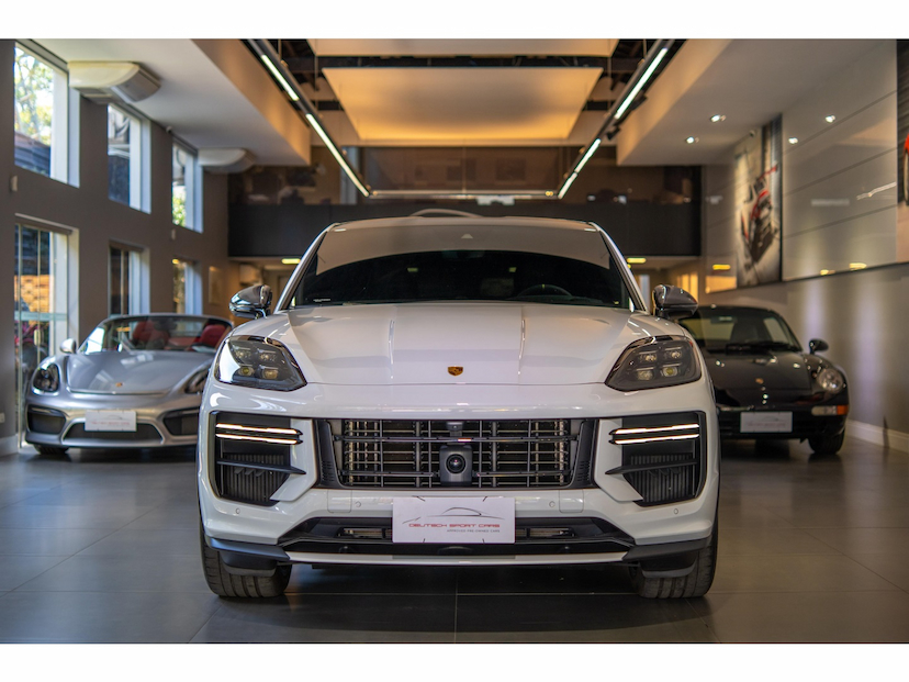 Foto do veículo PORSCHE CAYENNE 4.0 V8 GASOLINA TURBO GT COUPÉ AWD TIPTRONIC S 2024 5.779 KM 1.300.000,00