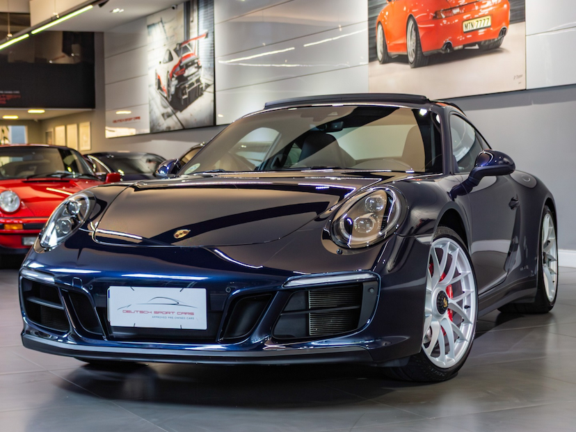 Foto do veículo PORSCHE 911 3.0 24V H6 GASOLINA CARRERA GTS PDK 2018 19.500 KM 729.900,00