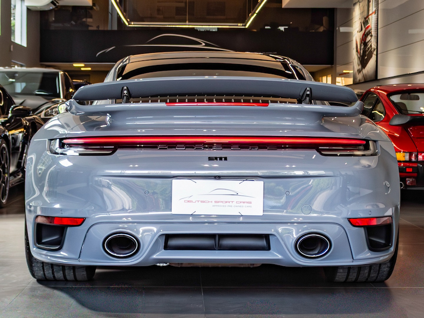 Foto do veículo PORSCHE 911 3.8 24V H6 GASOLINA TURBO S PDK 2024 1.900 KM 1.757.000,00
