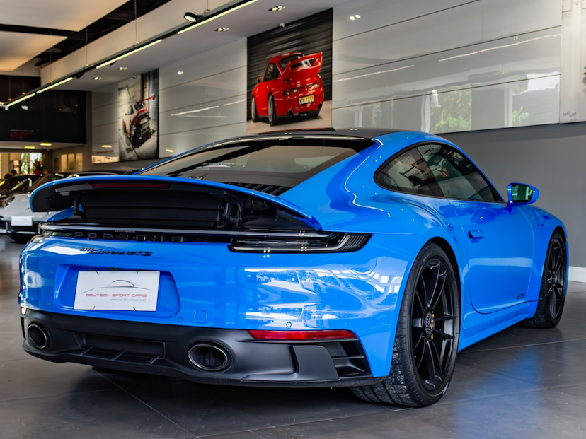 Foto do veículo PORSCHE 911 3.0 24V H6 GASOLINA CARRERA GTS PDK 2022 18.800 KM 899.000,00