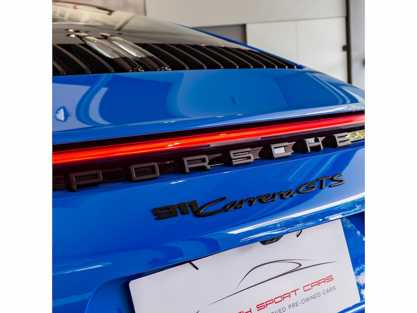 Foto do veículo PORSCHE 911 3.0 24V H6 GASOLINA CARRERA GTS PDK 2022 18.800 KM 899.000,00
