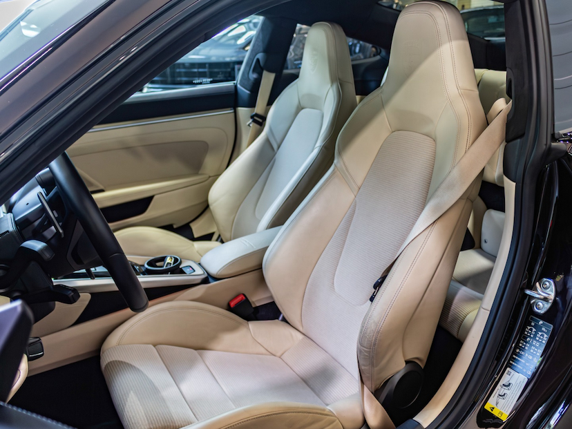 Foto do veículo PORSCHE 911 3.8 24V H6 GASOLINA TURBO S PDK 2022 6.620 KM 1.477.000,00
