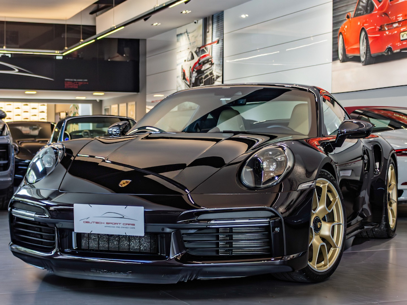 Foto do veículo PORSCHE 911 3.8 24V H6 GASOLINA TURBO S PDK 2022 6.620 KM 1.477.000,00