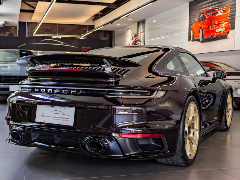 Foto do veículo PORSCHE 911 3.8 24V H6 GASOLINA TURBO S PDK 2022 6.620 KM 1.477.000,00
