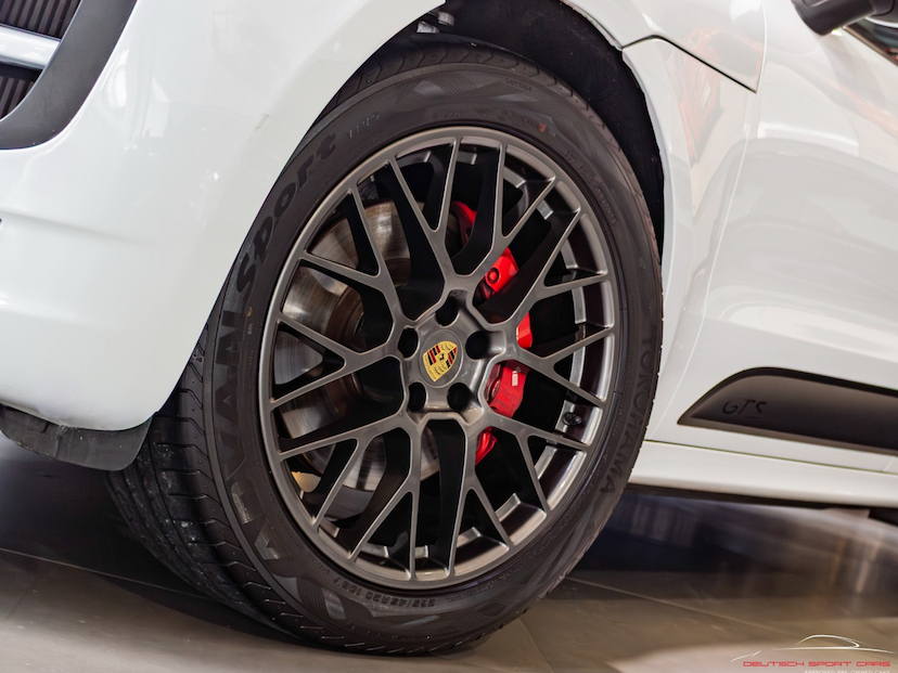 Foto do veículo PORSCHE MACAN 3.0 GTS 24V V6 GASOLINA 4P AUTOMÁTICO 2018 74.542 KM 310.000,00
