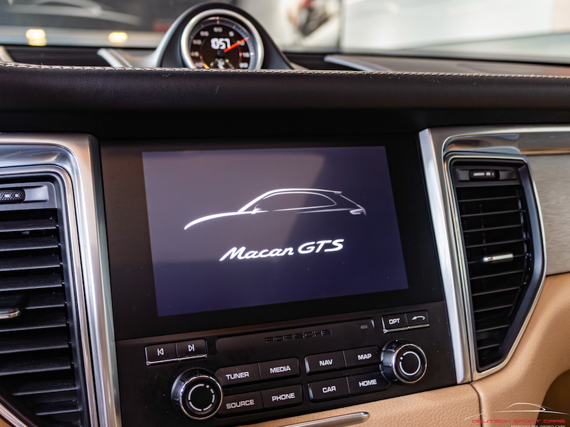 Foto do veículo PORSCHE MACAN 3.0 GTS 24V V6 GASOLINA 4P AUTOMÁTICO 2018 74.542 KM 310.000,00