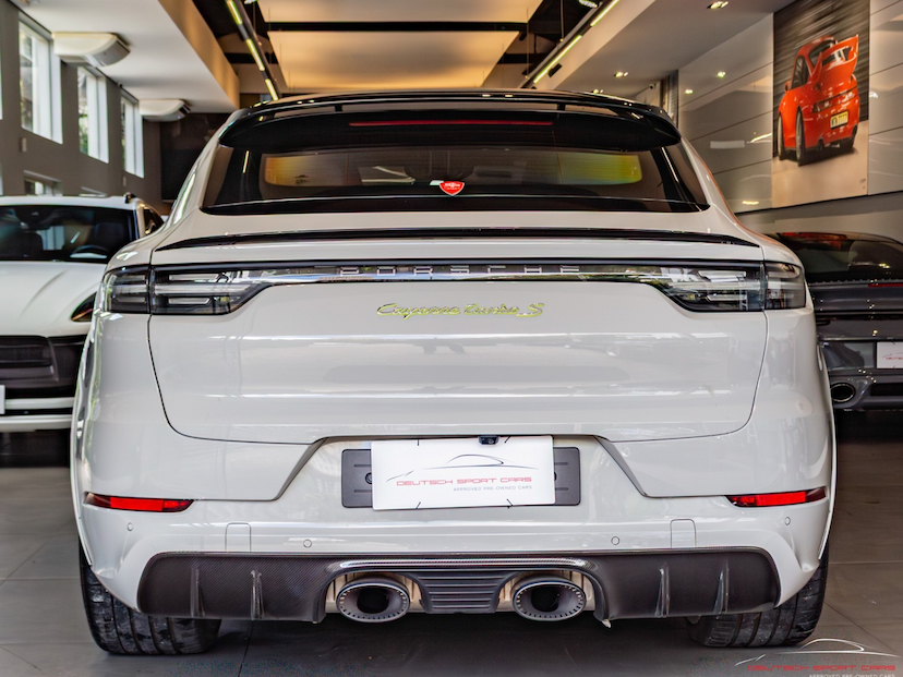 Foto do veículo PORSCHE CAYENNE 4.0 V8 TURBO S E-HYBRID COUPÉ  AWD TIPTRONIC S 2022 18.000 KM 898.000,00