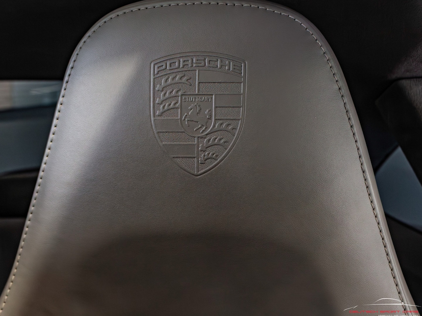 Foto do veículo PORSCHE 911 3.8 6 CILINDROS 24V TURBO S GASOLINA 2P AUTOMÁTICO 2015 20.212 KM 959.000,00