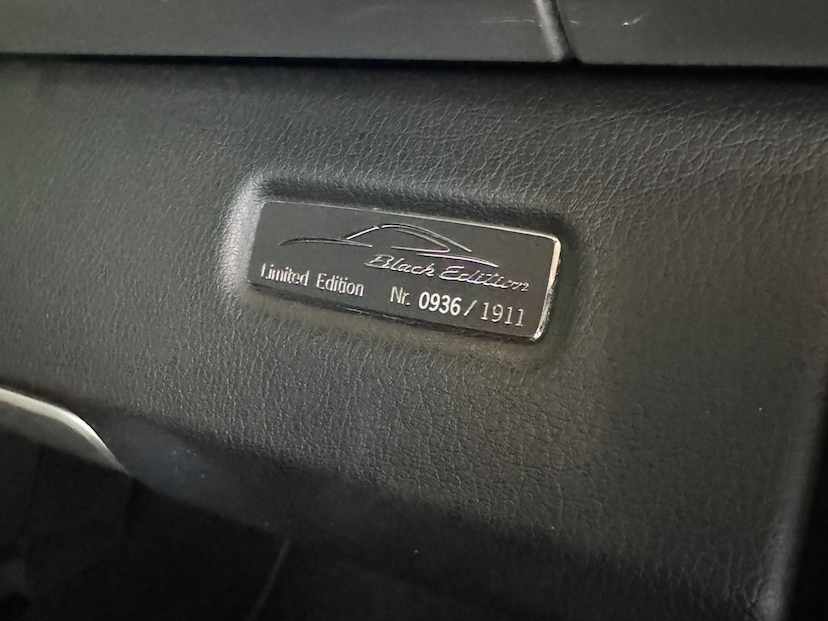 Foto do veículo PORSCHE 911 3.6 BLACK EDITION COUPÉ 6 CILINDROS GASOLINA 2P AUTOMÁTIZADO 2012 30.000 KM 465.000,00