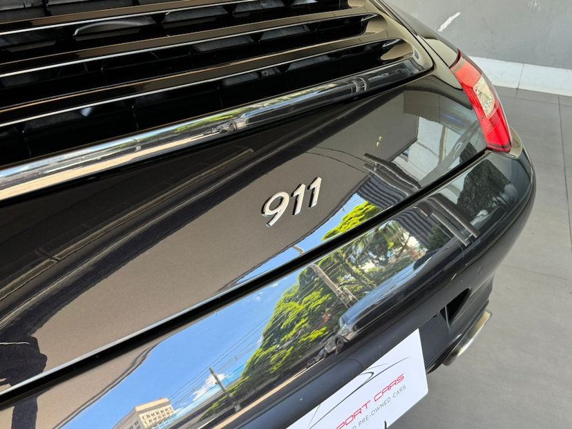 Foto do veículo PORSCHE 911 3.6 BLACK EDITION COUPÉ 6 CILINDROS GASOLINA 2P AUTOMÁTIZADO 2012 30.000 KM 465.000,00