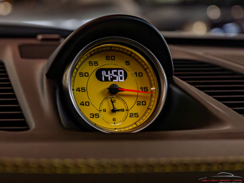Foto do veículo PORSCHE 911 3.8 24V H6 GASOLINA TURBO S PDK 2019 18.934 KM 1.290.000,00