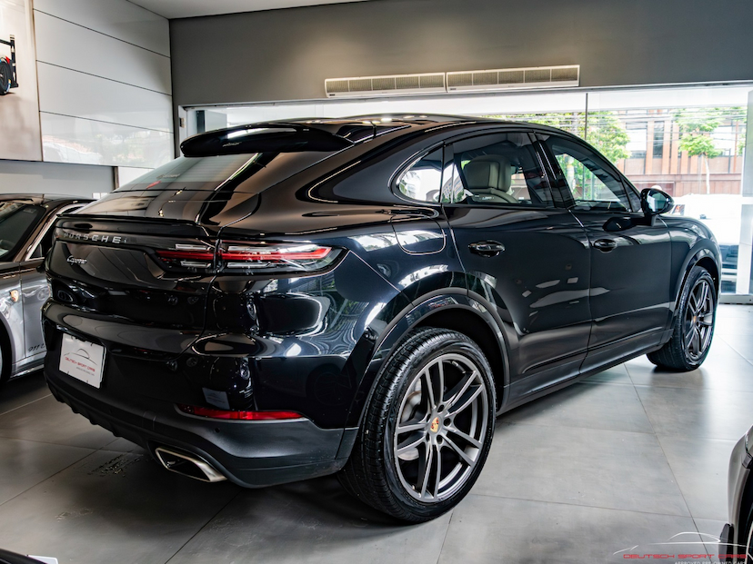 Foto do veículo PORSCHE CAYENNE 3.0 V6 GASOLINA COUPÉ AWD TIPTRONIC S 2020 47.121 KM 459.000,00