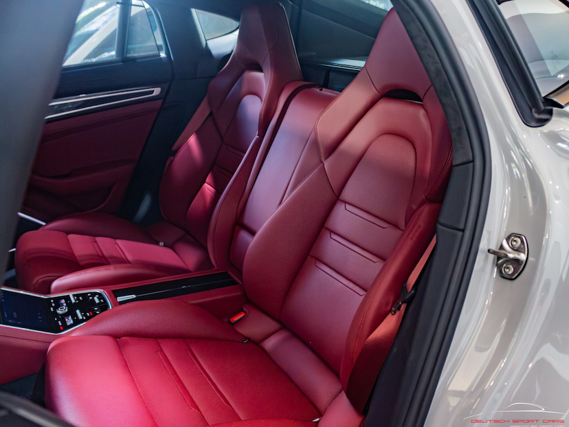 Foto do veículo PORSCHE PANAMERA 4.0 V8 E-HYBRID TURBO S PDK 2023 6.811 KM 959.990,00