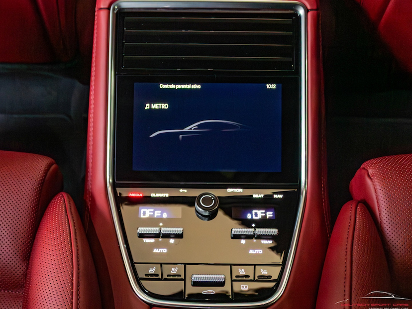 Foto do veículo PORSCHE PANAMERA 4.0 V8 E-HYBRID TURBO S PDK 2023 6.811 KM 959.990,00