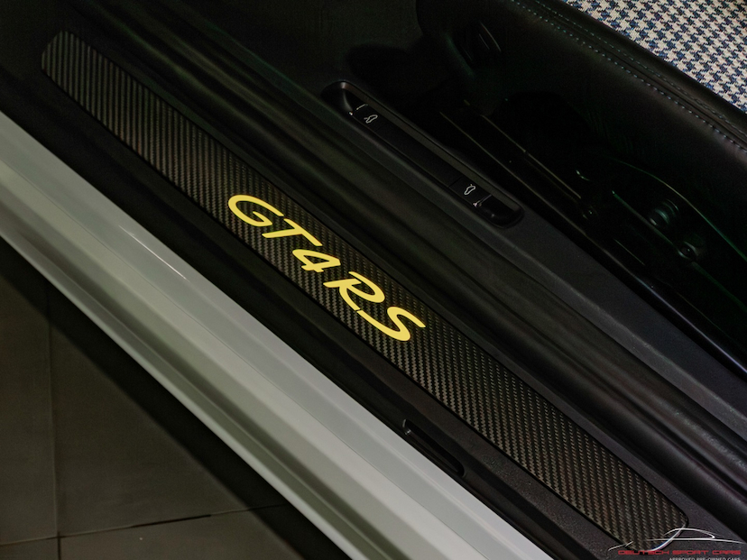 Foto do veículo PORSCHE 718 4.0 H6 GASOLINA CAYMAN GT4 RS PDK 2023 3.000 KM 1.647.000,00
