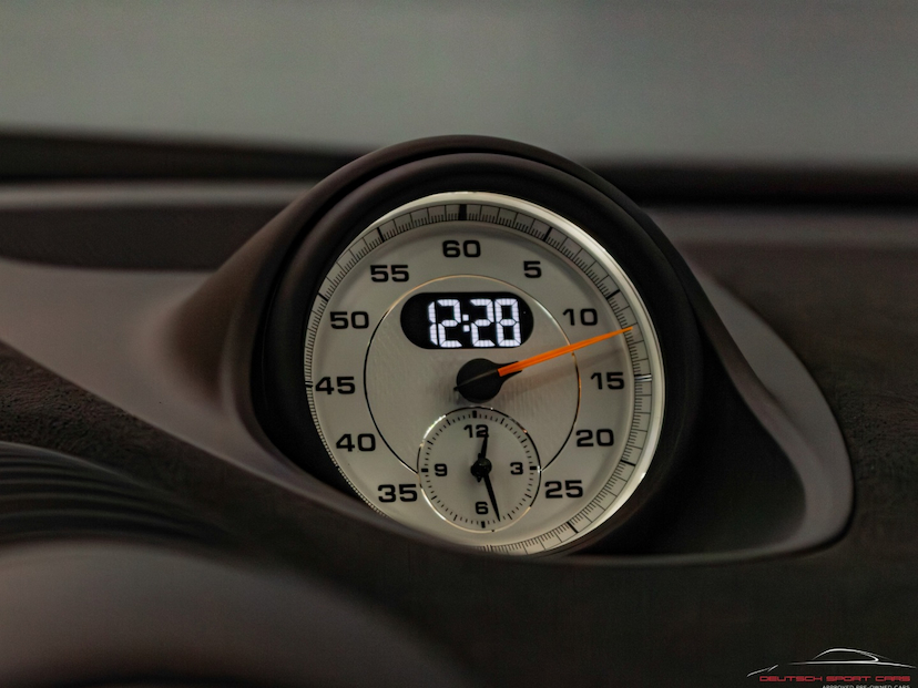 Foto do veículo PORSCHE 718 4.0 H6 GASOLINA CAYMAN GT4 RS PDK 2023 3.000 KM 1.647.000,00