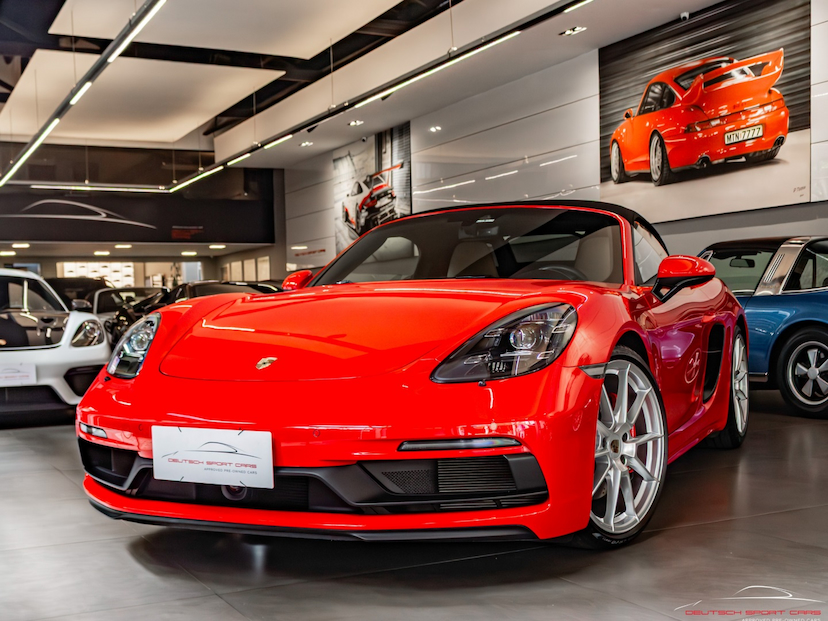Foto do veículo PORSCHE 718 4.0 H6 GASOLINA BOXSTER GTS PDK 2021 11.200 KM 619.000,00