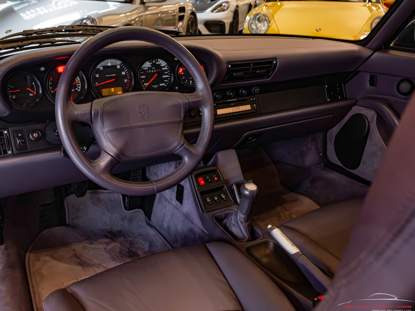 Foto do veículo PORSCHE 911 3.6 CARRERA COUPÉ 6 CILINDROS 24V GASOLINA 2P MANUAL 1996 68.811 KM 0,00