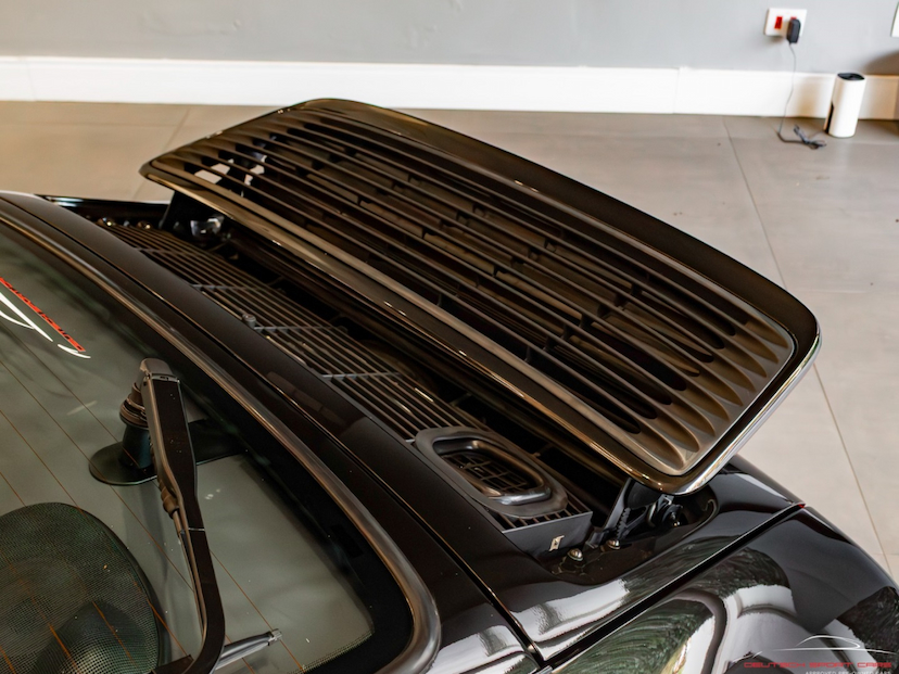 Foto do veículo PORSCHE 911 3.6 CARRERA COUPÉ 6 CILINDROS 24V GASOLINA 2P MANUAL 1996 68.811 KM 0,00