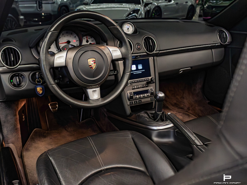 Foto do veículo PORSCHE BOXSTER 3.2 S I6 24V GASOLINA 2P MANUAL 2005 68.500 KM 279.900,00