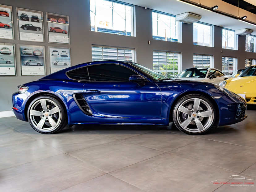 Foto do veículo PORSCHE 718 2.0 16V H4 GASOLINA CAYMAN PDK 2024 804 KM 499.000,00