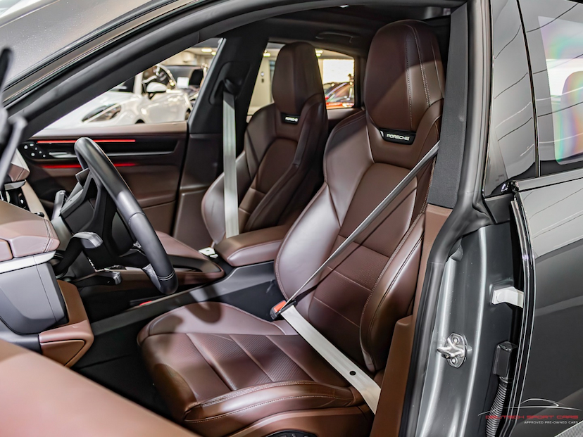 Foto do veículo PORSCHE MACAN 4 ELÉTRICO 2024 5.646 KM 720.000,00
