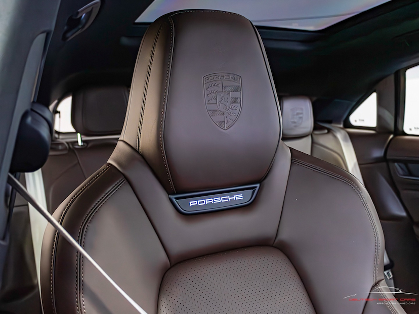 Foto do veículo PORSCHE MACAN 4 ELÉTRICO 2024 5.646 KM 720.000,00
