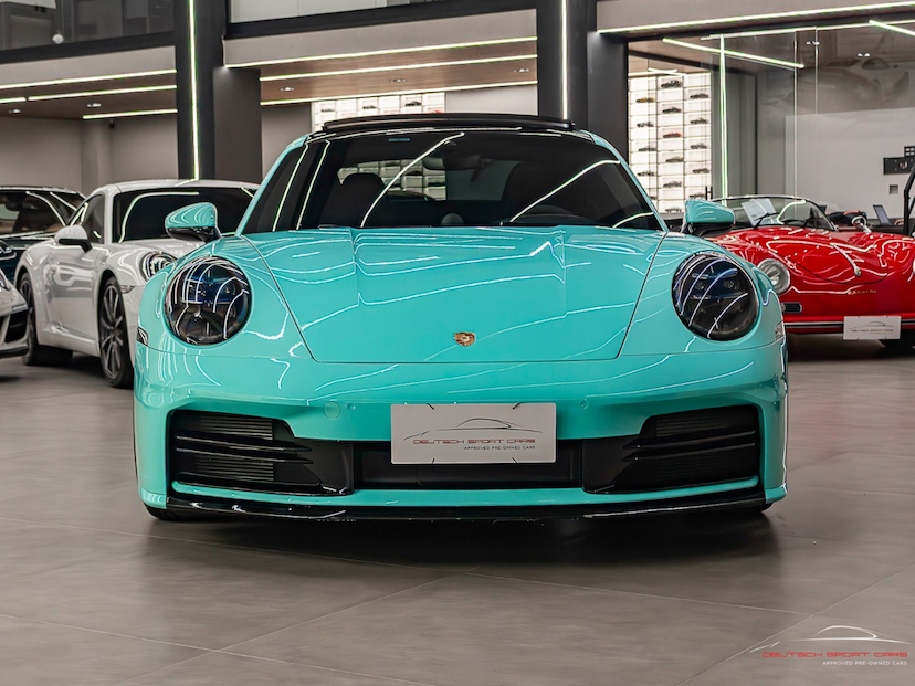 Foto do veículo PORSCHE 911 3.0 24V H6 GASOLINA CARRERA PDK 2025 2.241 KM 990.000,00