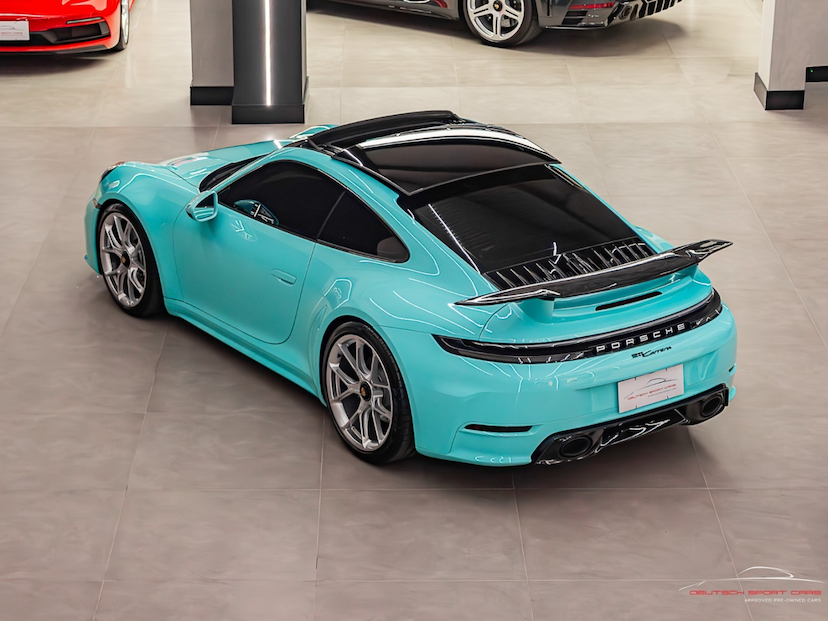 Foto do veículo PORSCHE 911 3.0 24V H6 GASOLINA CARRERA PDK 2025 2.241 KM 990.000,00