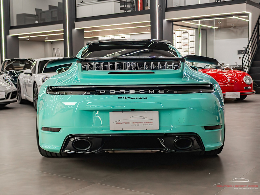 Foto do veículo PORSCHE 911 3.0 24V H6 GASOLINA CARRERA PDK 2025 2.241 KM 990.000,00