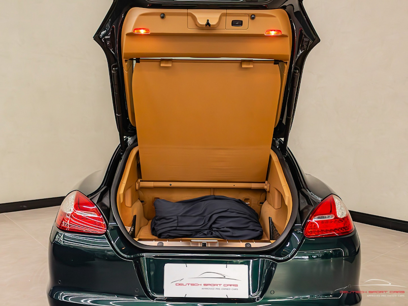 Foto do veículo PORSCHE PANAMERA 4.8 4S V8 GASOLINA 4P AUTOMÁTICO 2010 30.484 KM 299.000,00
