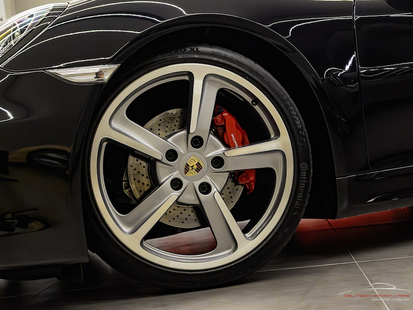 Foto do veículo PORSCHE CAYMAN S 3.4 CAYMAN S 320CV GASOLINA 2P AUTOMATIZADO 2014 24.500 KM 430.000,00