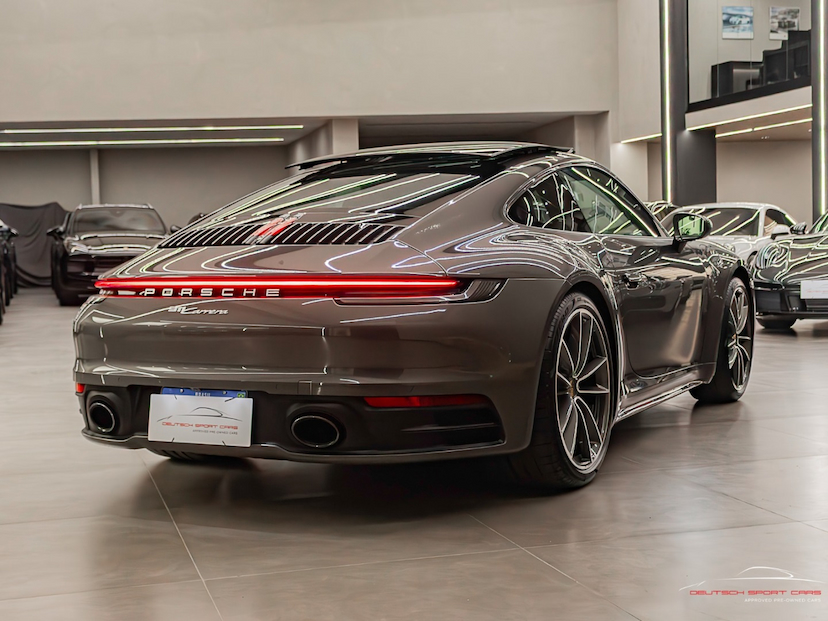 Foto do veículo PORSCHE 911 3.0 24V H6 GASOLINA CARRERA PDK 2022 10.203 KM 739.900,00