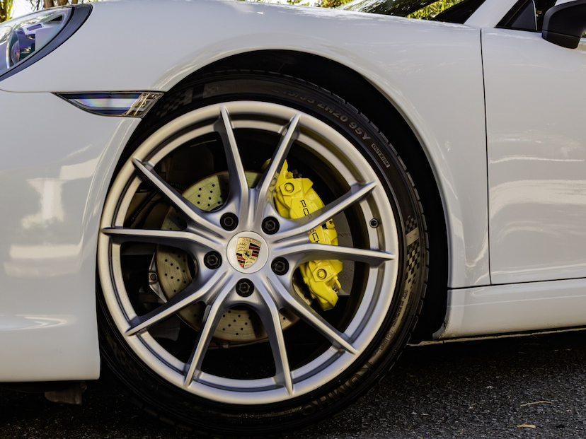 Foto do veículo PORSCHE 911 3.0 24V H6 GASOLINA CARRERA PDK 2018 49.000 KM 580.000,00
