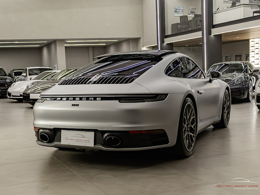 Foto do veículo PORSCHE 911 3.0 24V H6 GASOLINA CARRERA PDK 2022 14.342 KM 729.000,00