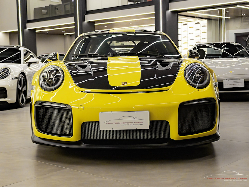 Foto do veículo PORSCHE 911 3.8 24V H6 TURBO GASOLINA GT2 RS PDK 2019 4.800 KM 5.500.000,00