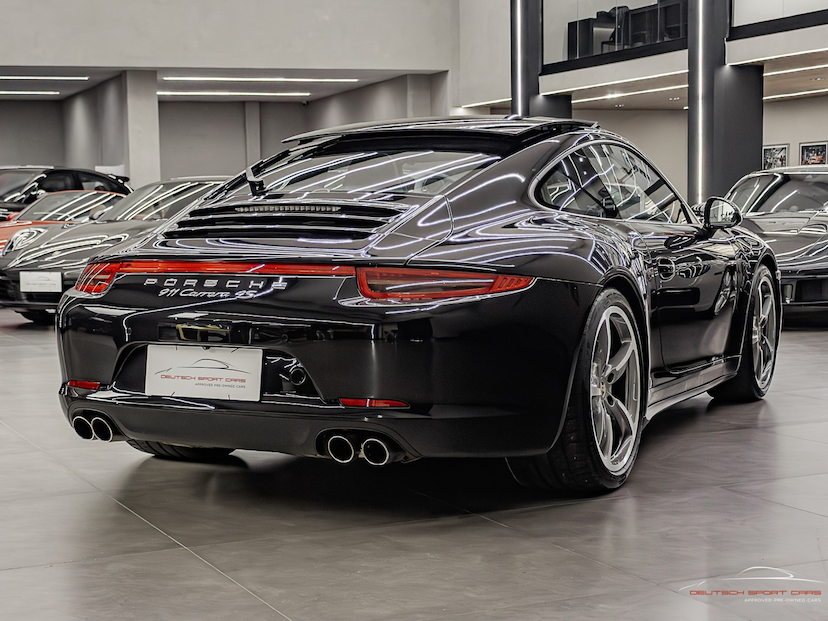 Foto do veículo PORSCHE 911 3.8 CARRERA 4S COUPÉ 6 CILINDROS 24V GASOLINA 2P AUTOMÁTICO 2013 0 KM 589.000,00