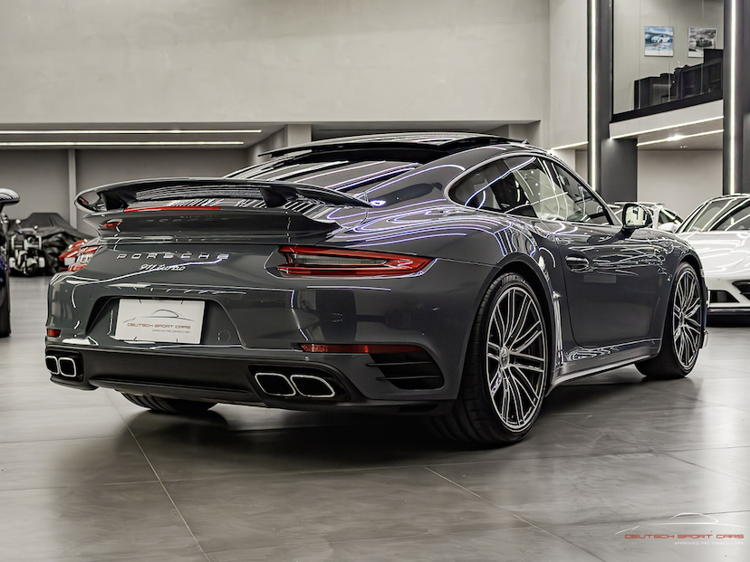 Foto do veículo PORSCHE 911 3.8 24V H6 GASOLINA TURBO PDK 2017 0 KM 920.000,00