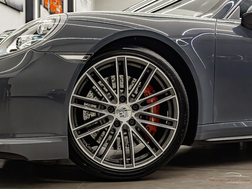 Foto do veículo PORSCHE 911 3.8 24V H6 GASOLINA TURBO PDK 2017 0 KM 920.000,00