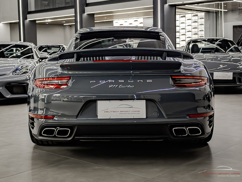 Foto do veículo PORSCHE 911 3.8 24V H6 GASOLINA TURBO PDK 2017 0 KM 920.000,00